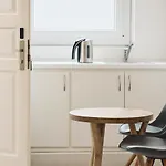Ak Mykonos アパート
